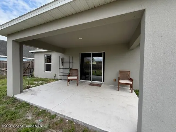 $2,200 | 140 Nadell Avenue Northwest, Palm Bay, FL 32907
