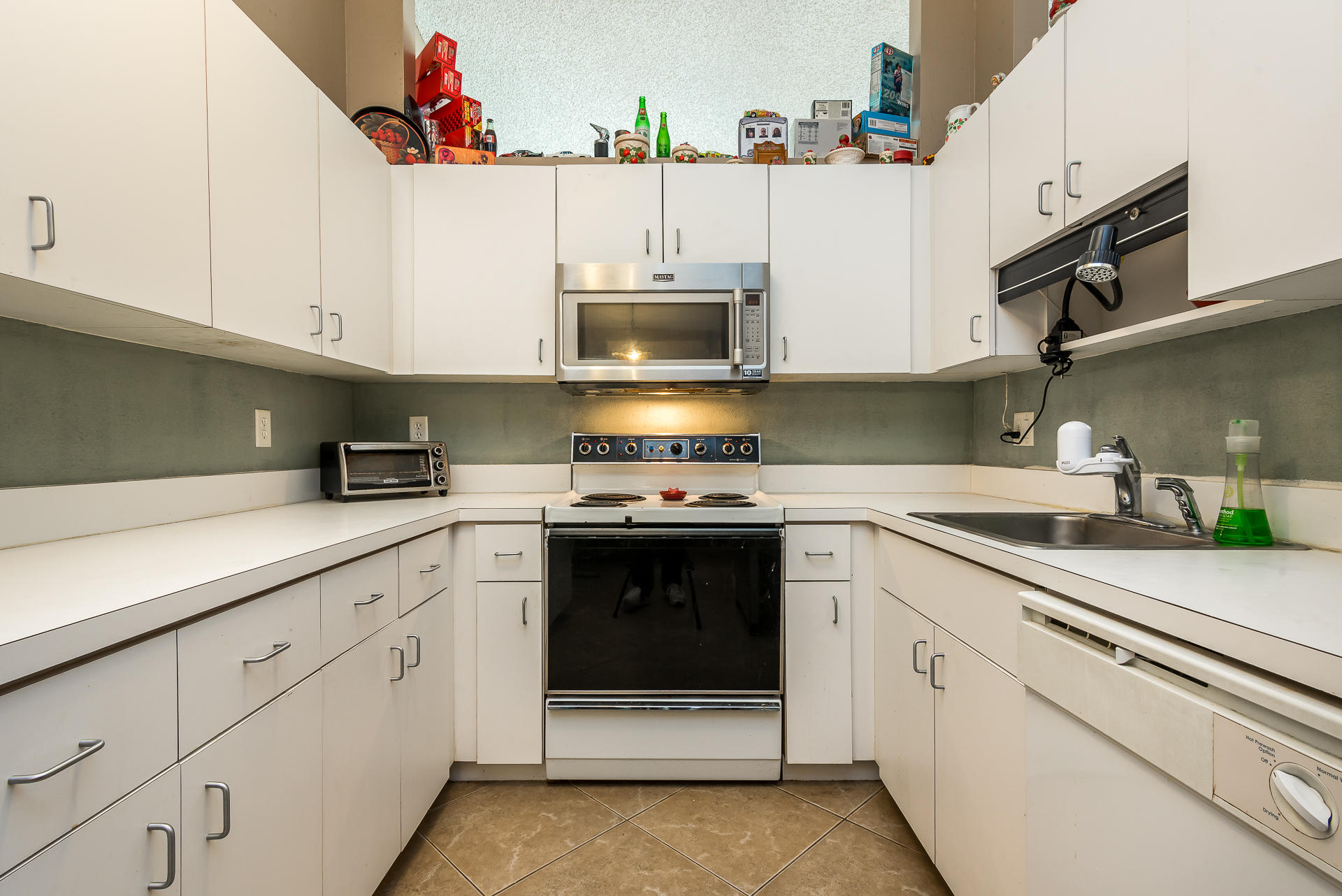 4491 Feivel Road, Unit 43 West Palm Beach, FL 33417 - Photo 7 of 12 Kitchen