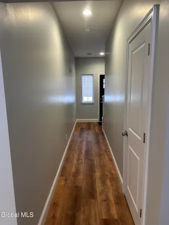 $2,300 | 2011 Rdg Mnr Court, Niskayuna, NY 12309