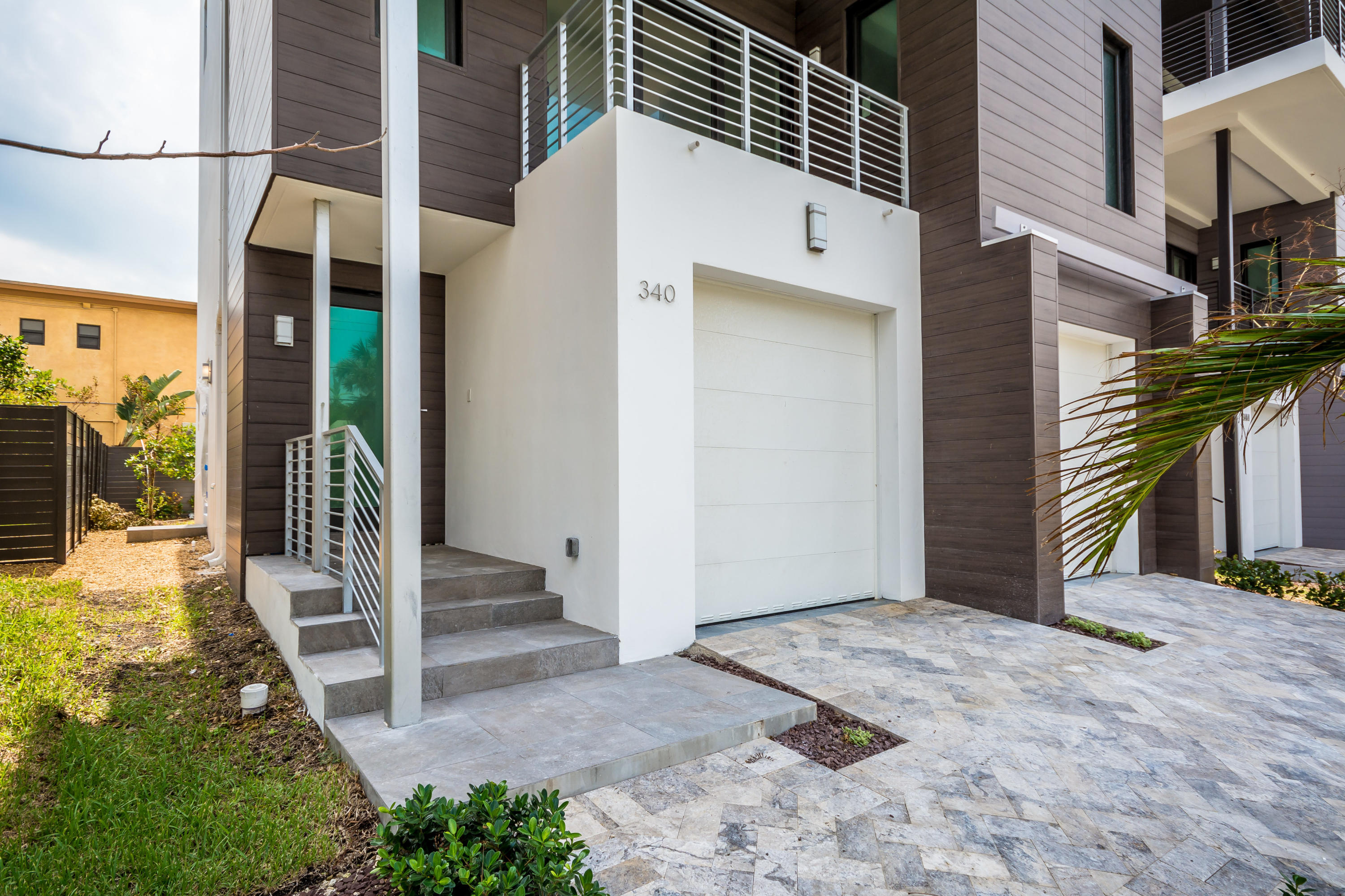 340 Balboa Street Hollywood, FL 33019 - Photo 12 of 112 340 Balboa St Hollywood FL-print-006-19-