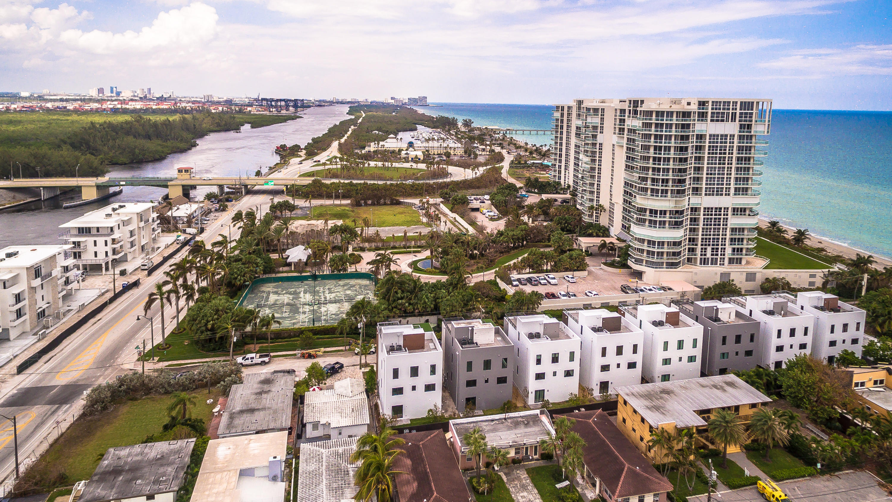 340 Balboa Street Hollywood, FL 33019 - Photo 2 of 112 340 Balboa St Hollywood FL-print-132-121