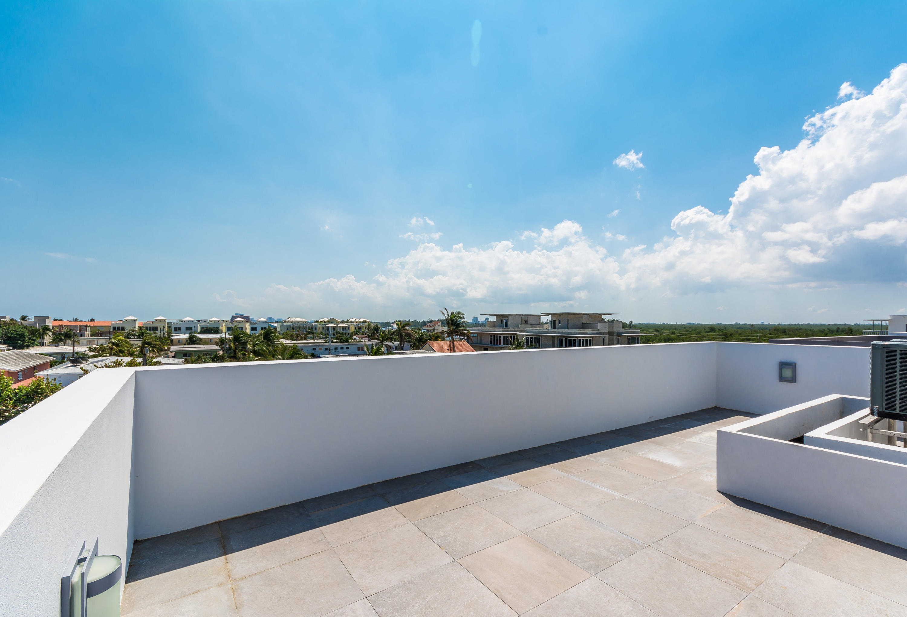 340 Balboa Street Hollywood, FL 33019 - Photo 79 of 112 340 Balboa St Hollywood FL-print-088-70-