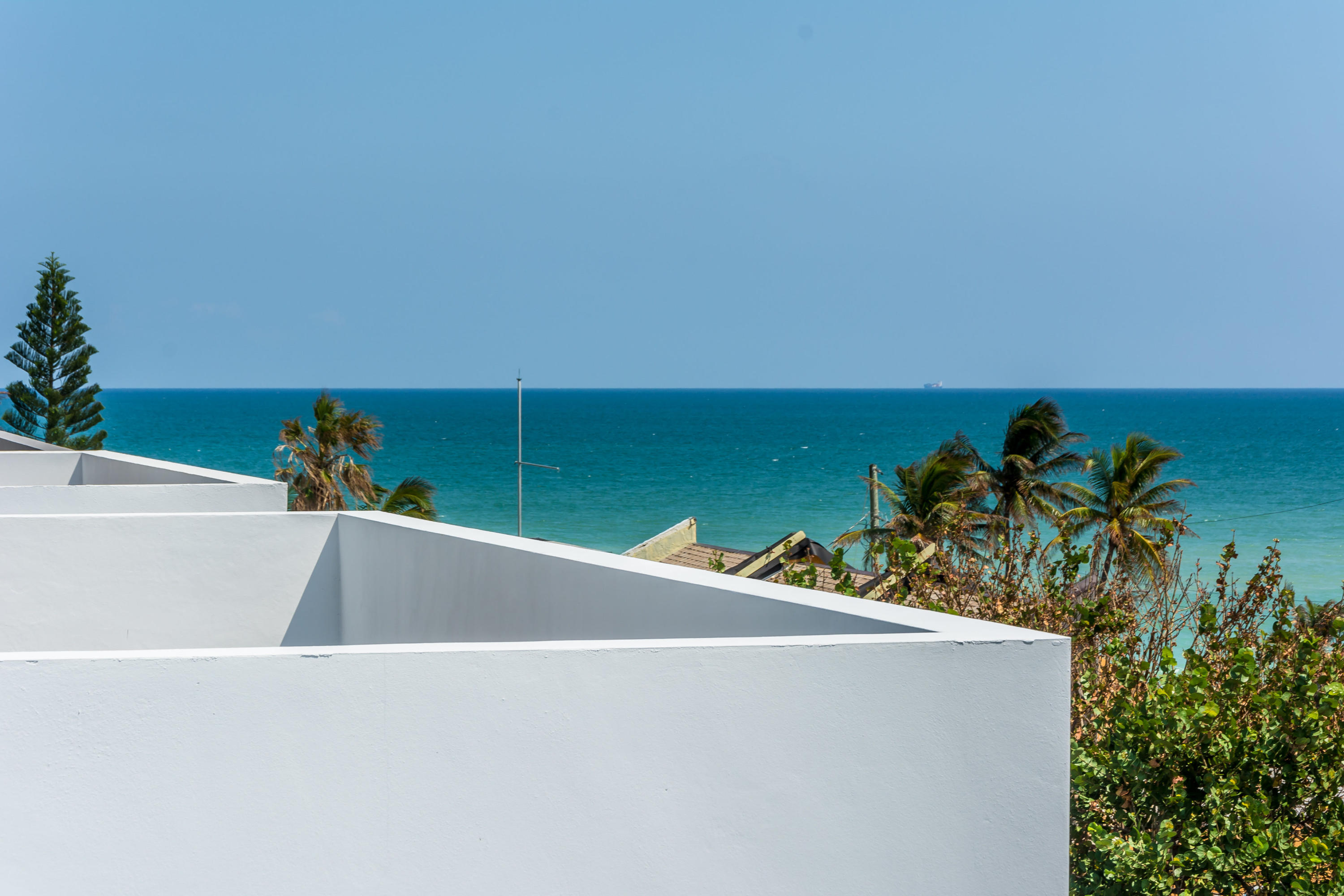 340 Balboa Street Hollywood, FL 33019 - Photo 85 of 112 340 Balboa St Hollywood FL-print-095-107