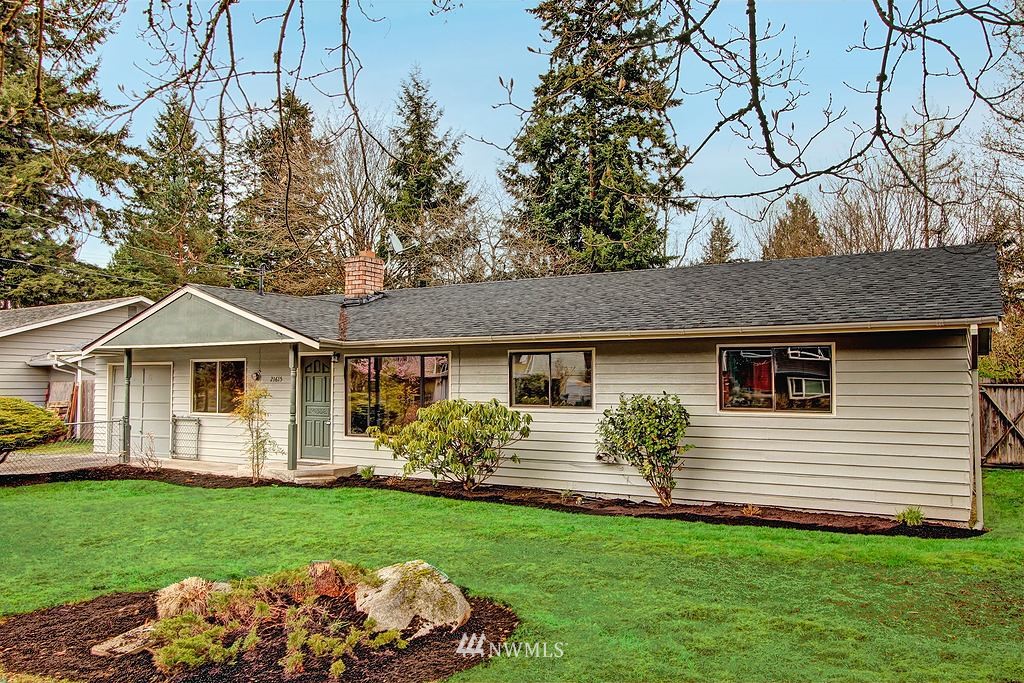 21615 2nd Avenue Southeast Bothell, WA 98021 - Photo 2 of 18