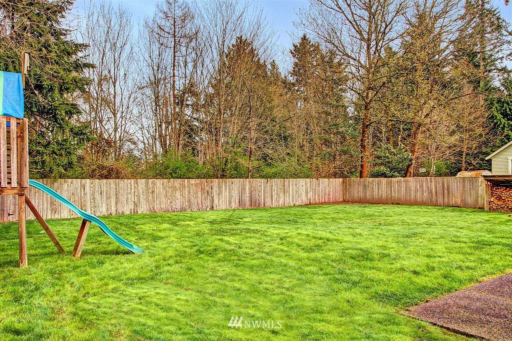 21615 2nd Avenue Southeast Bothell, WA 98021 - Photo 16 of 18