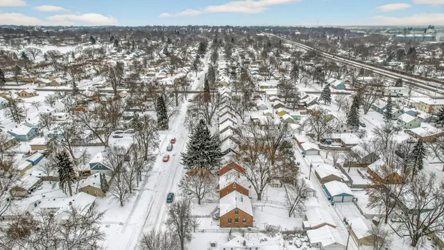 $272,500 | 4950 5th Street Northeast, Columbia Heights, MN 55421