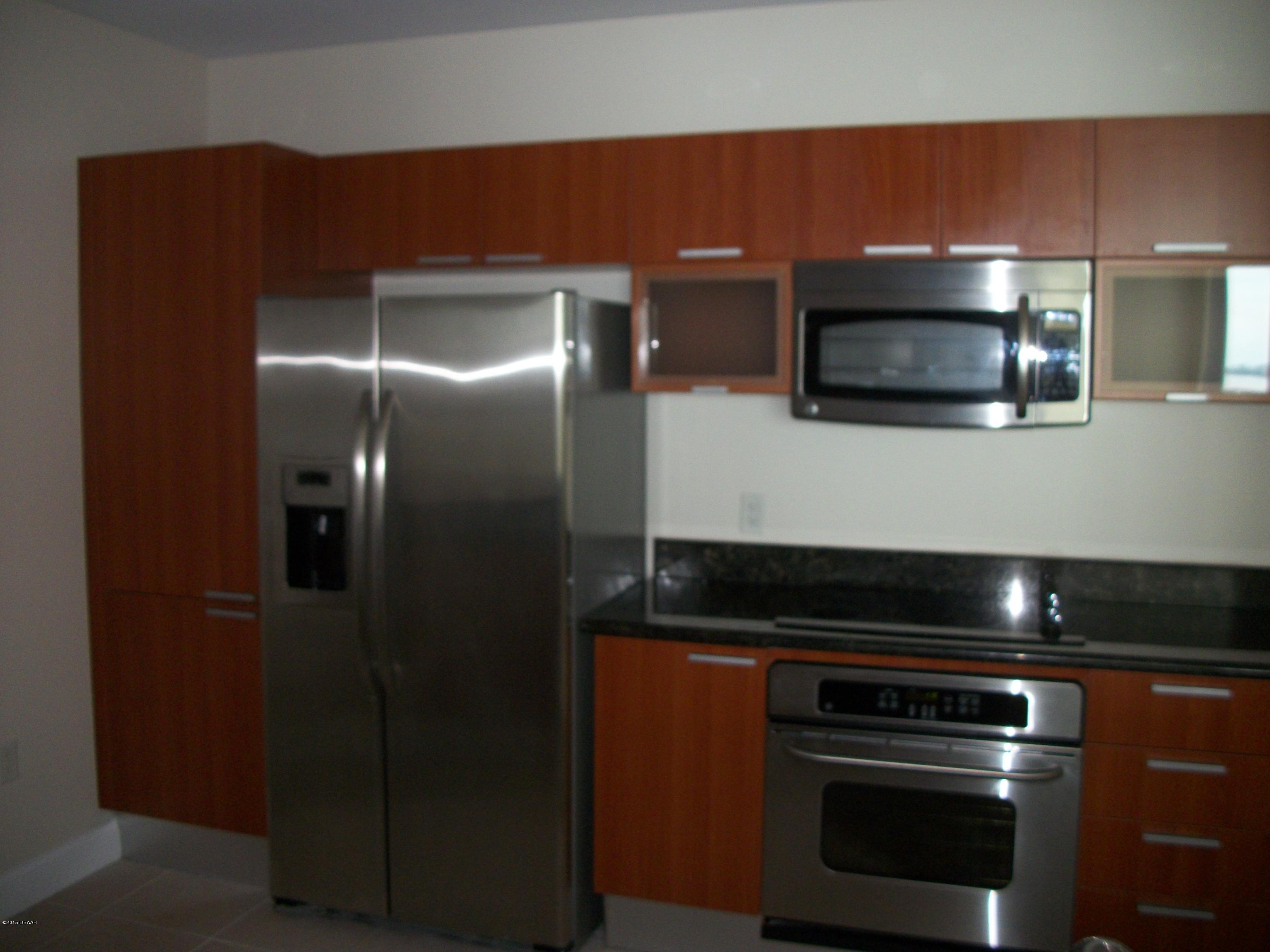 231 Riverside Drive, Unit 25031 Holly Hill, FL 32117 - Photo 13 of 31 101_4611