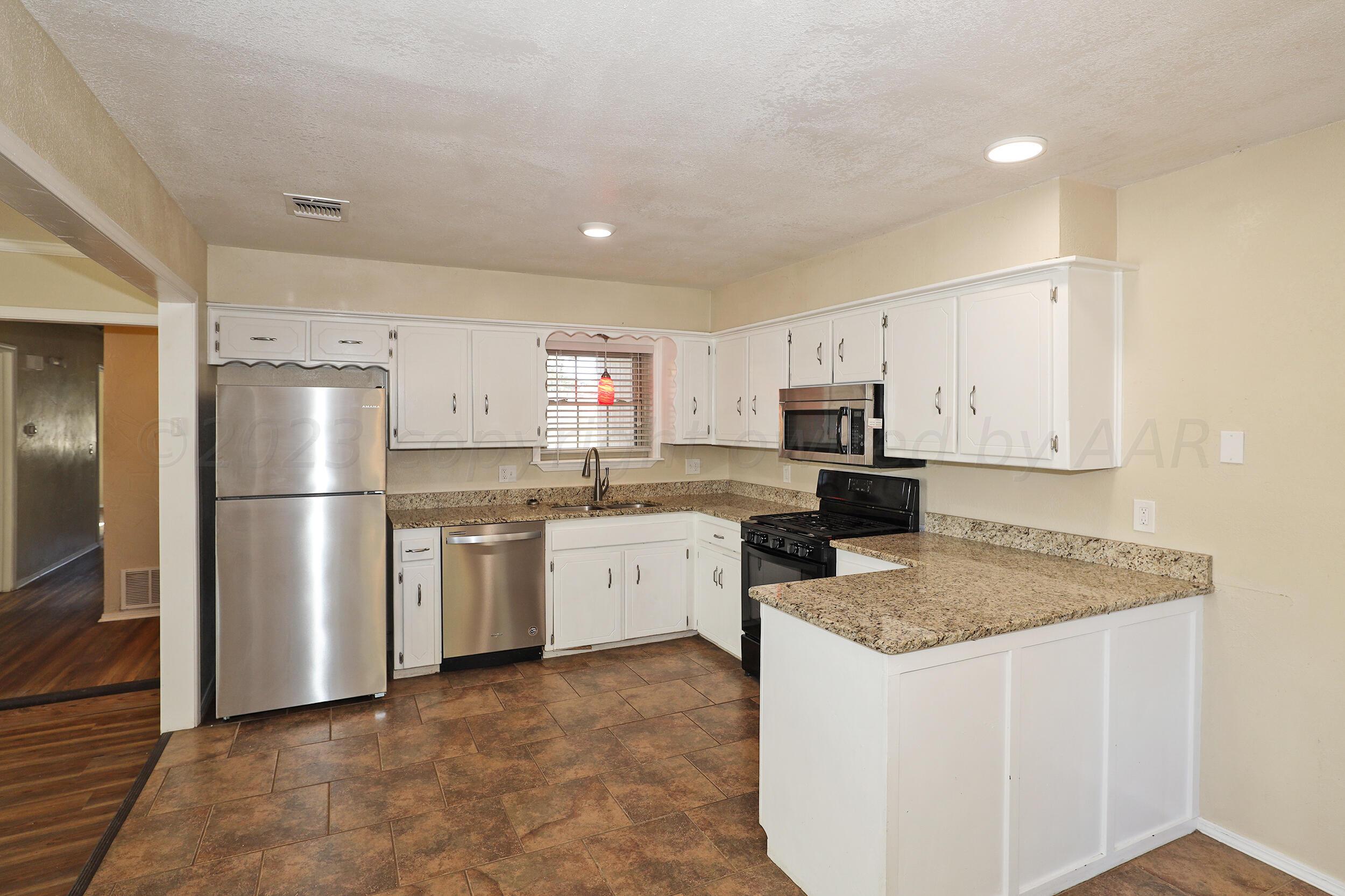 2905 Salem Drive Amarillo, TX 79110 - Photo 6 of 29