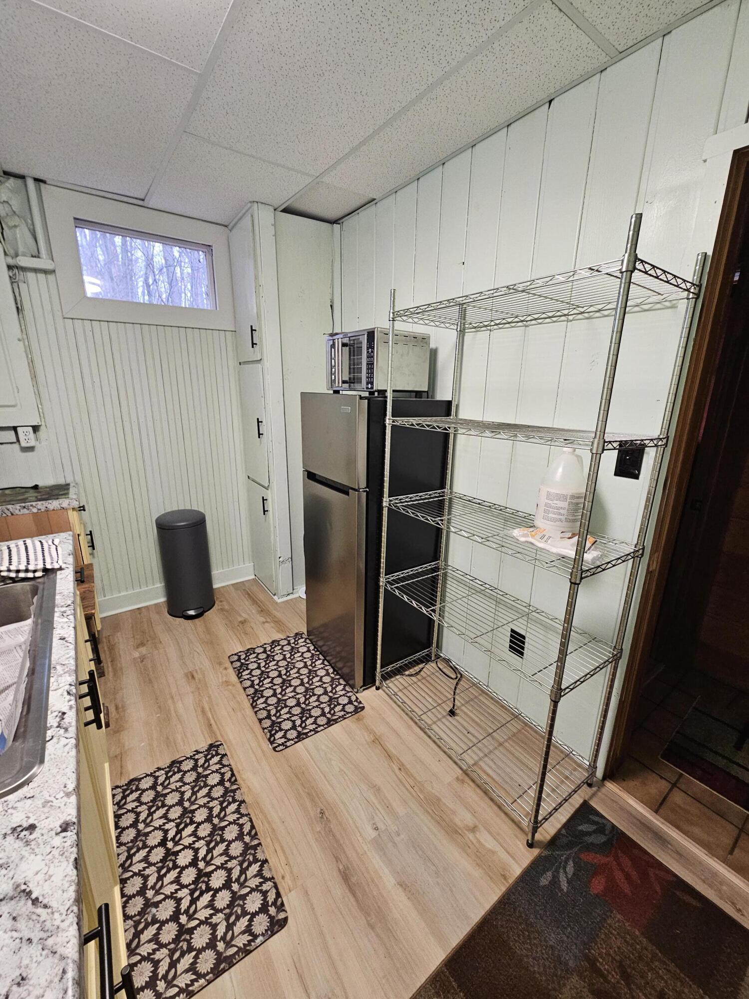 4400 Mechanic Road Hillsdale, MI 49242 - Photo 9 of 23 Kitchenette