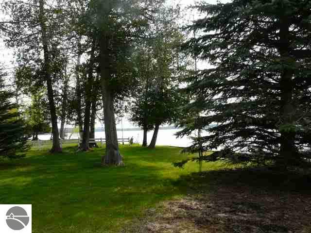 4216 East Duck Lake Road Grawn, MI 49637 - Photo 13 of 17 1735649-12.JPG
