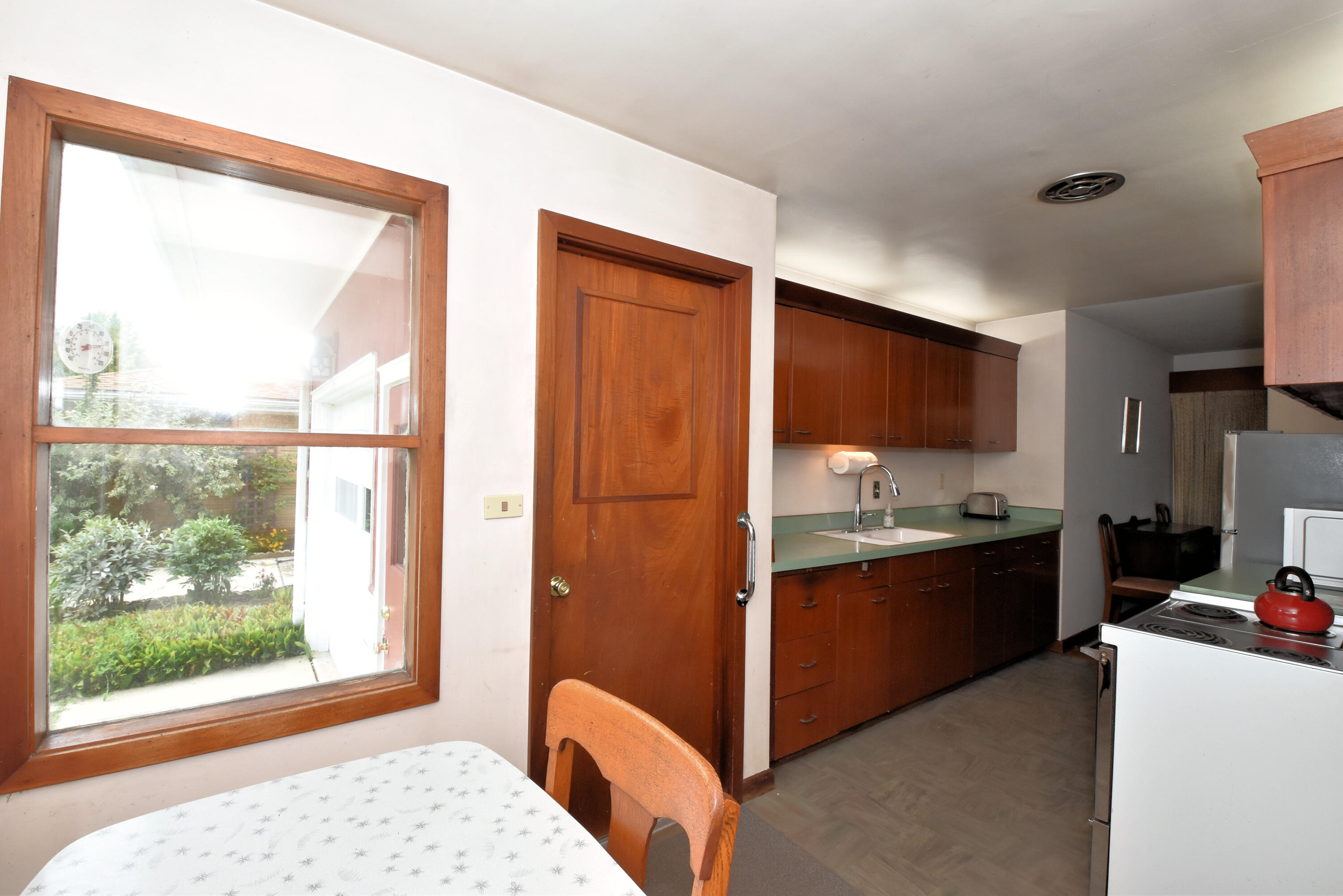 3421 St Clair Street Racine, WI 53402 - Photo 21 of 39 Kitchen
