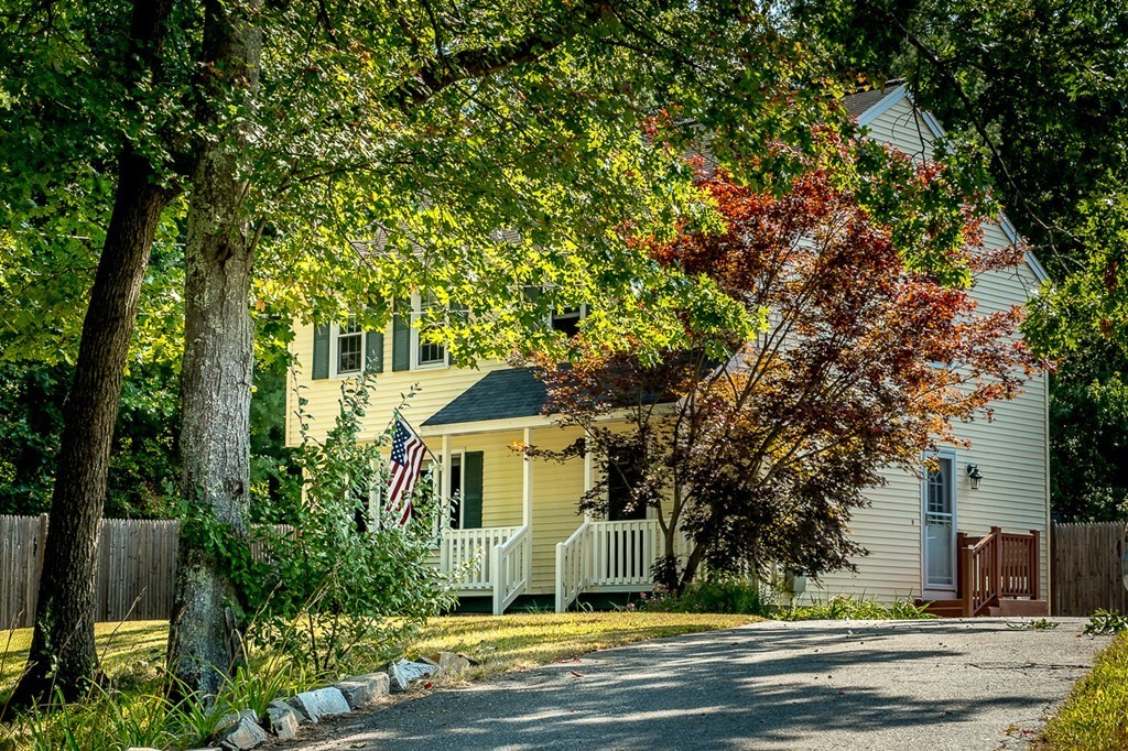 6 Worden Road Tyngsborough, MA 01879 - Photo 3 of 28 Gallery Image 3