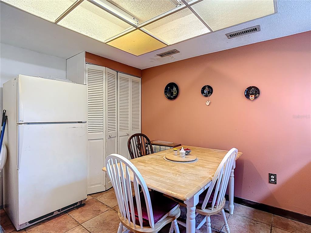 22380 Powell Road Brooksville, FL 34602 - Photo 11 of 46 Gallery Image 11