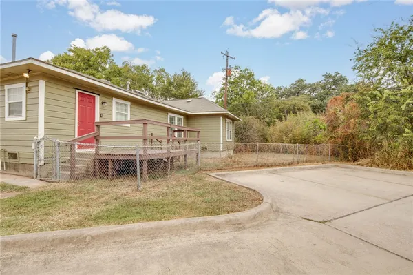 a view of a house with a patio