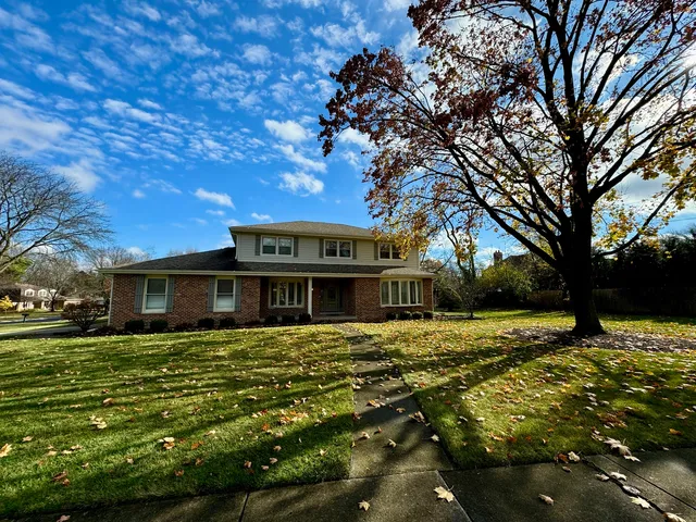 $5,500 | 804 Paradise Lane, Libertyville, IL 60048