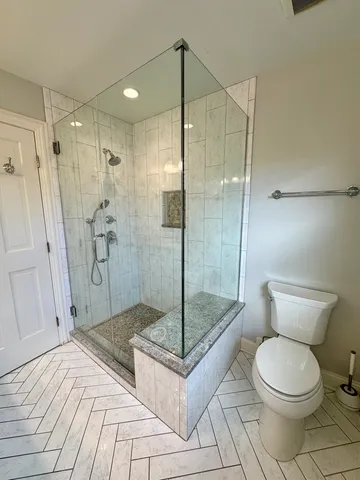 $5,500 | 804 Paradise Lane, Libertyville, IL 60048