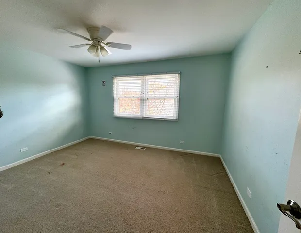 $5,500 | 804 Paradise Lane, Libertyville, IL 60048