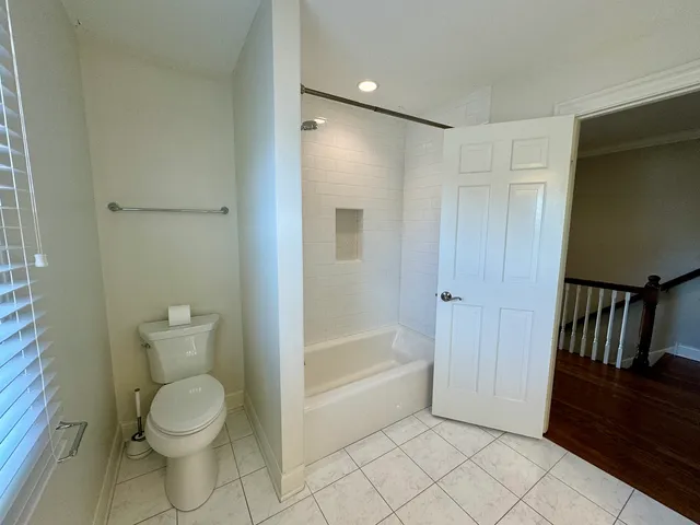 $5,500 | 804 Paradise Lane, Libertyville, IL 60048