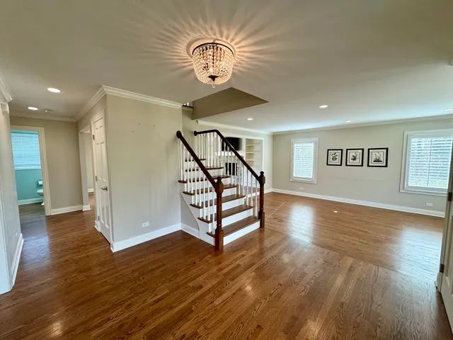 $5,500 | 804 Paradise Lane, Libertyville, IL 60048