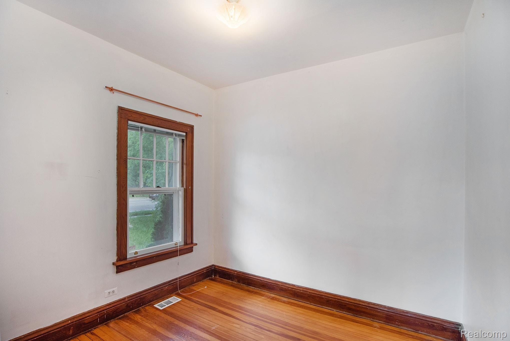 3122 Platt Road Ann Arbor, MI 48108 - Photo 7 of 14 DSC_1873.jpg