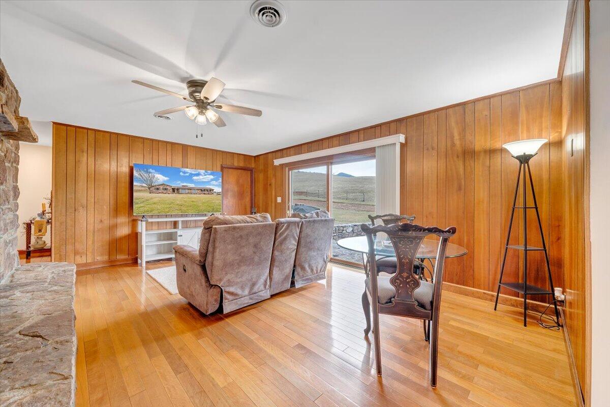 1167 St Peters Road Speedwell, VA 24374 - Photo 14 of 40 024-MIB01058