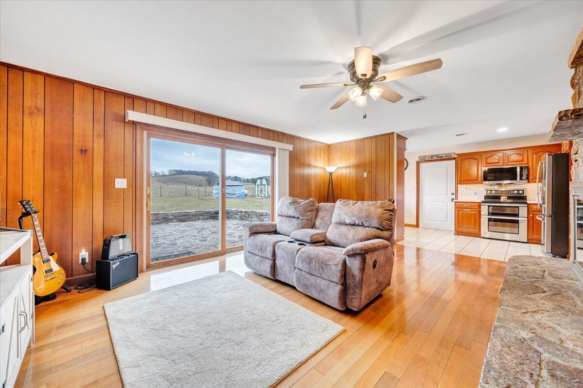 1167 St Peters Road Speedwell, VA 24374 - Photo 15 of 40 026-MIB01109