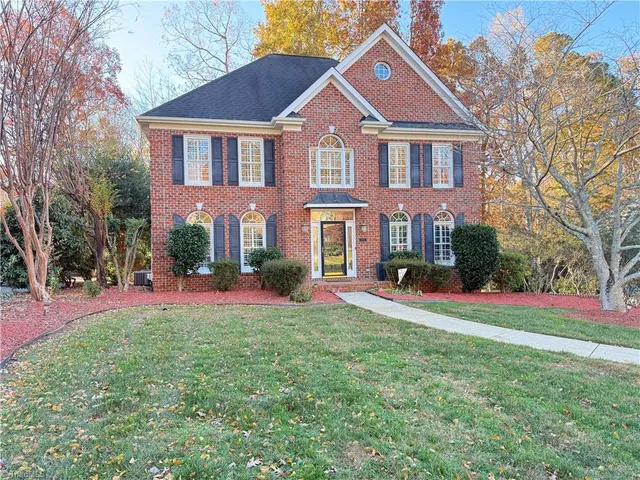 $3,200 | 3712 Burbank Lane, Winston-Salem, NC 27106