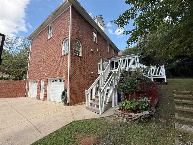 $3,200 | 3712 Burbank Lane, Winston-Salem, NC 27106