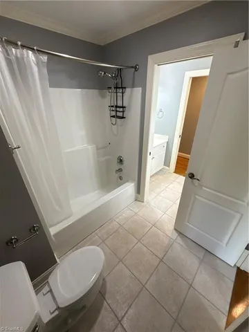 $3,200 | 3712 Burbank Lane, Winston-Salem, NC 27106