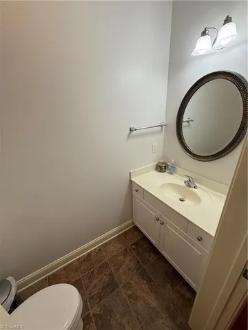 $3,200 | 3712 Burbank Lane, Winston-Salem, NC 27106