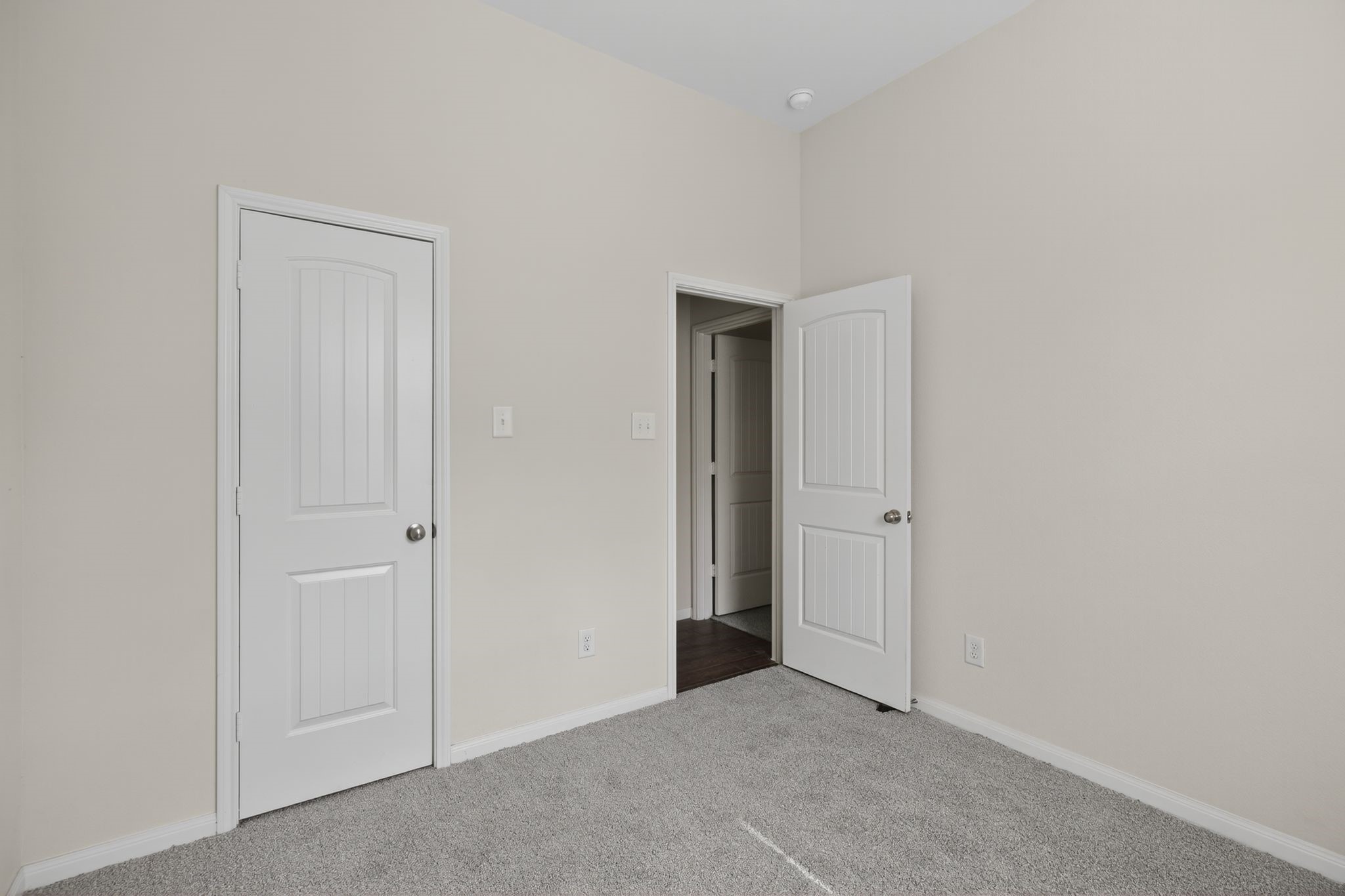 22514 Rustic Valley Court Porter, TX 77365 - Photo 22 of 33 a view of an empty room and closet area