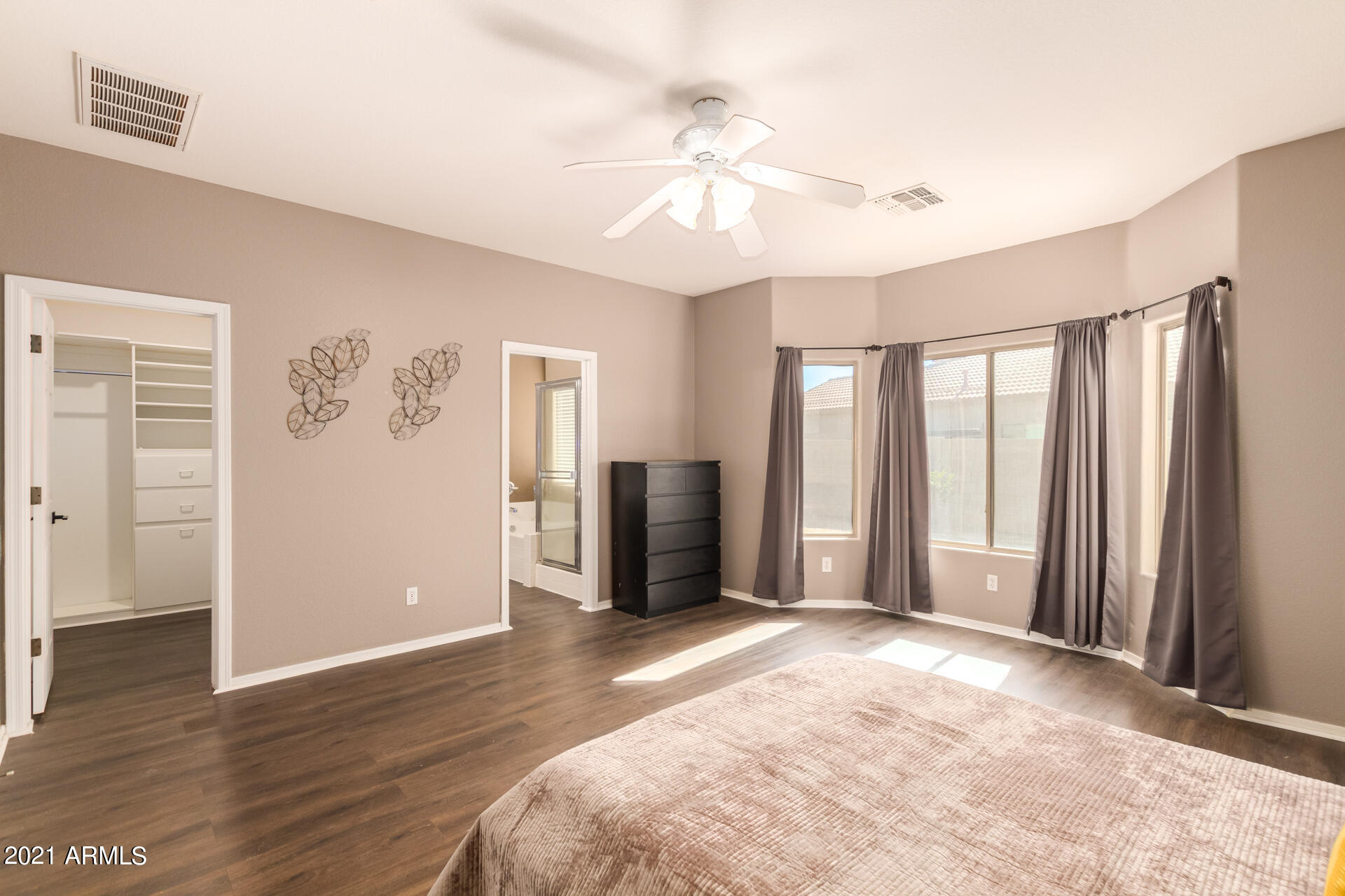 14613 West Redfield Road Surprise, AZ 85379 - Photo 12 of 28 Vinyl plank flooring thru-out