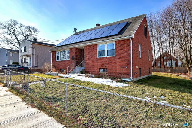 a house view with a outdoor space