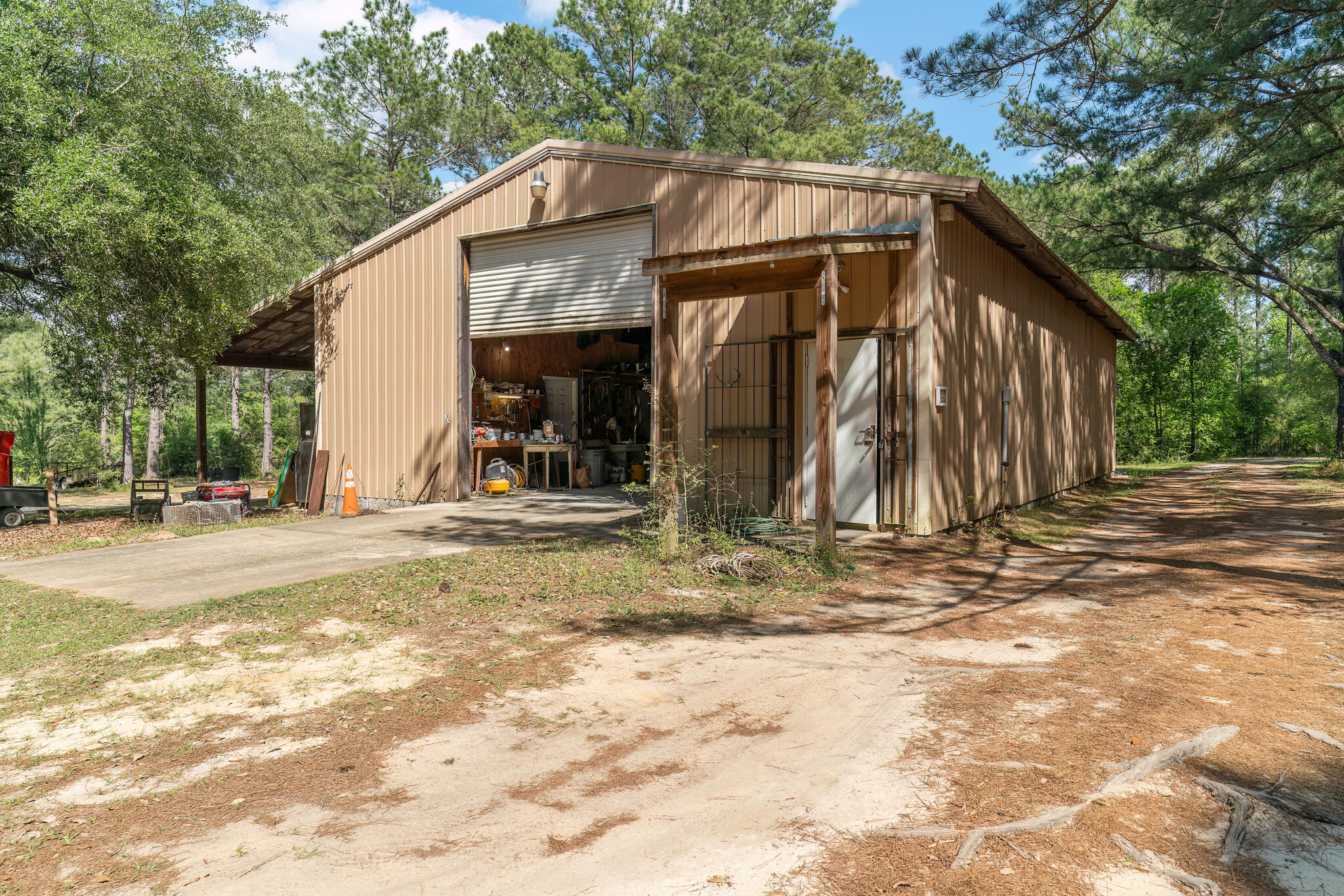4353 Poverty Creek Road Crestview, FL 32539 - Photo 38 of 43 a view of a house