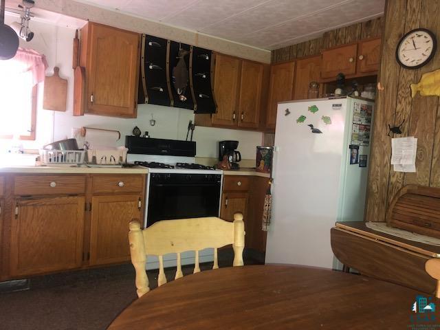 2677 Bernie's Road Ely, MN 55731 - Photo 40 of 44 Kitchen