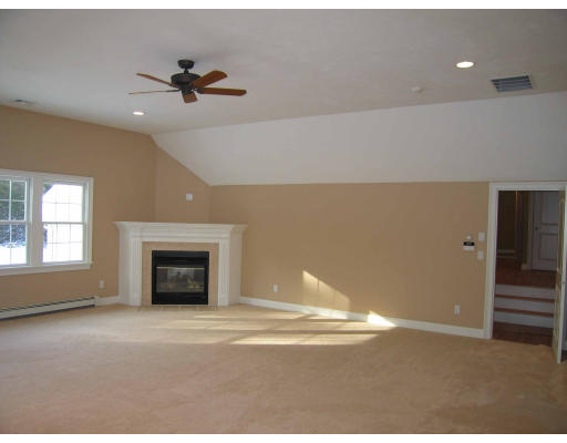47 Anderson Farm Road Hanover, MA 02339 - Photo 17 of 24 Gallery Image 17