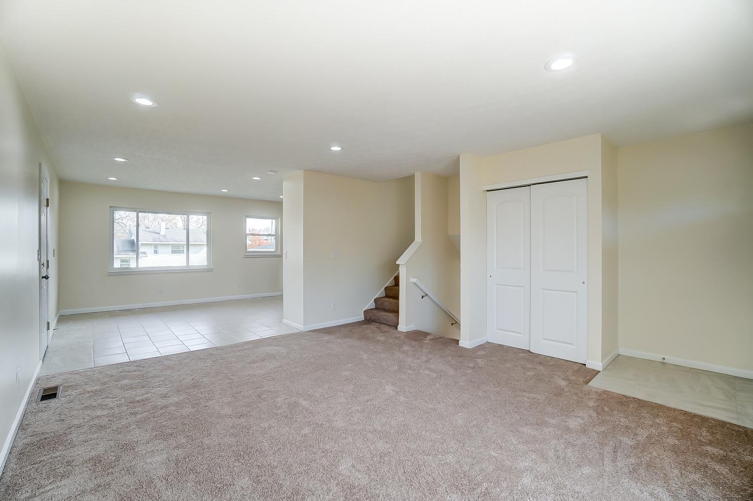 11368 Kenn Road Forest Park, OH 45240 - Photo 6 of 35 Gallery Image 6