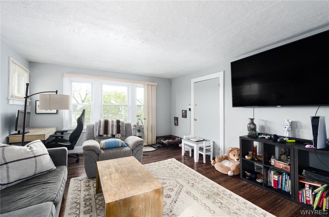 346 Westgate Road Tonawanda Town, NY 14217 - Photo 6 of 16