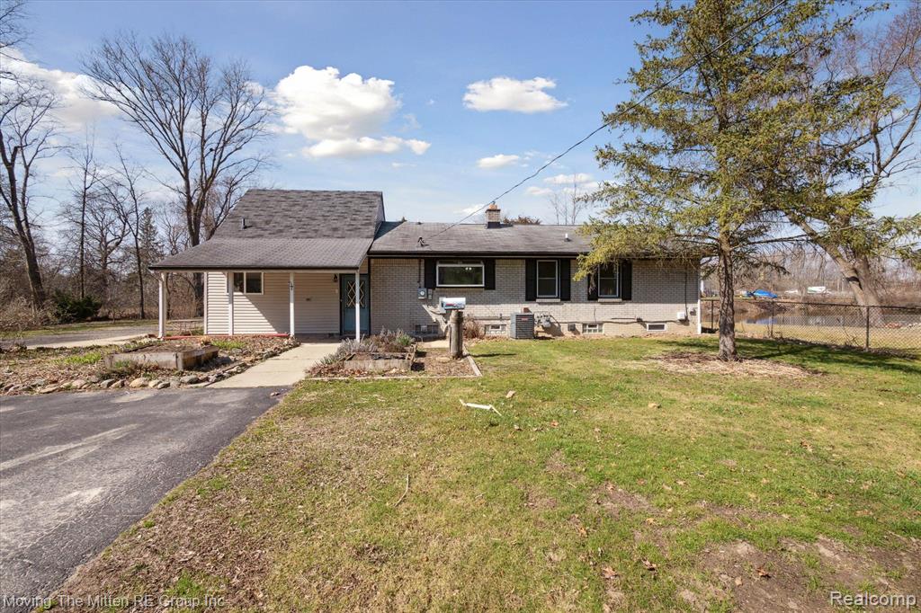 40320 Alden Road Belleville, MI 48111 - Photo 6 of 66