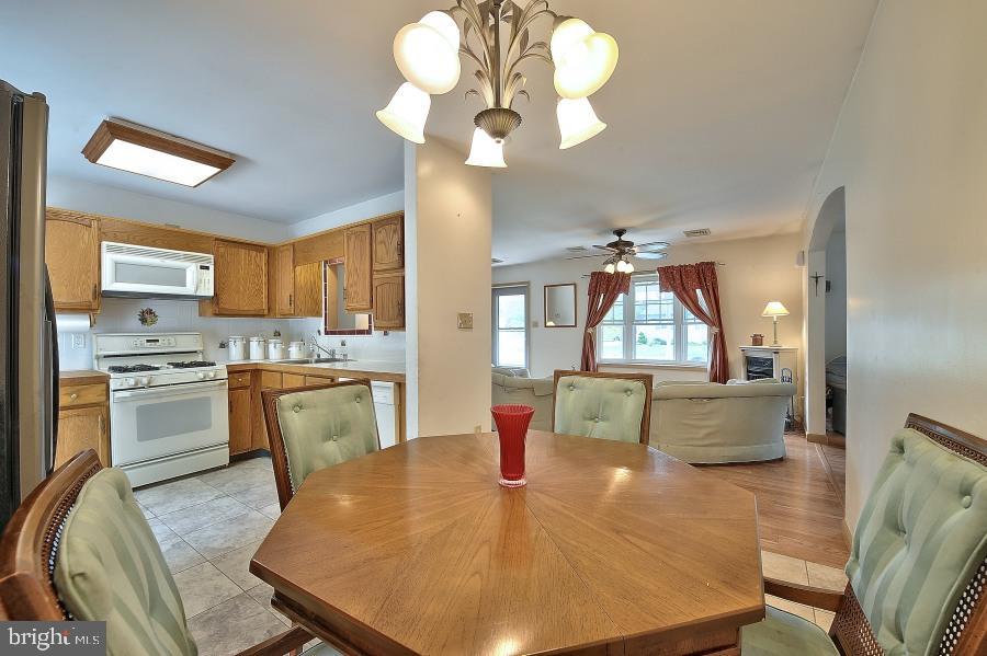 205 Mathis Drive Tuckerton, NJ 08087 - Photo 7 of 24 Gallery Image 7