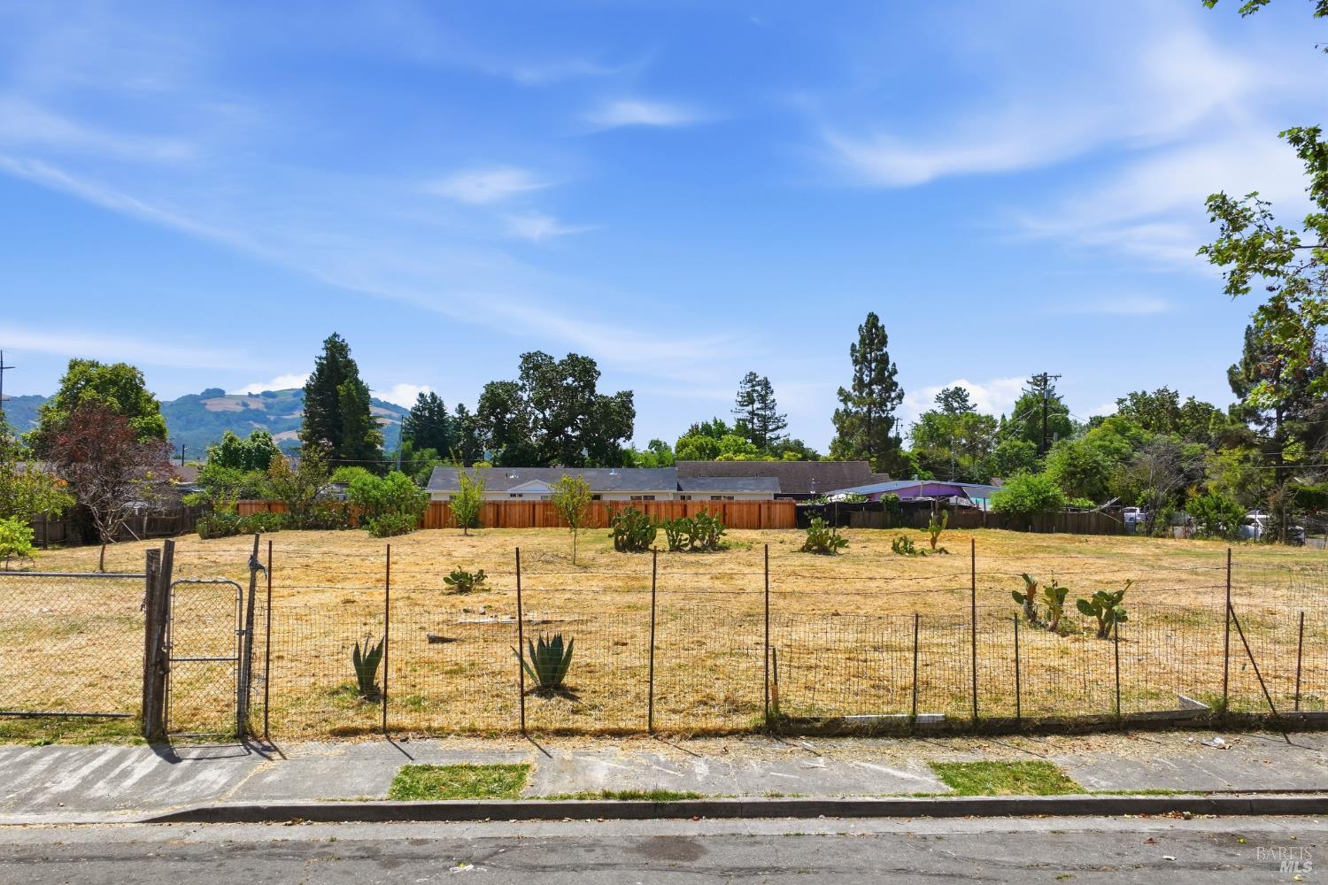 1306 Grand Avenue Santa Rosa, CA 95404 - Photo 8 of 19