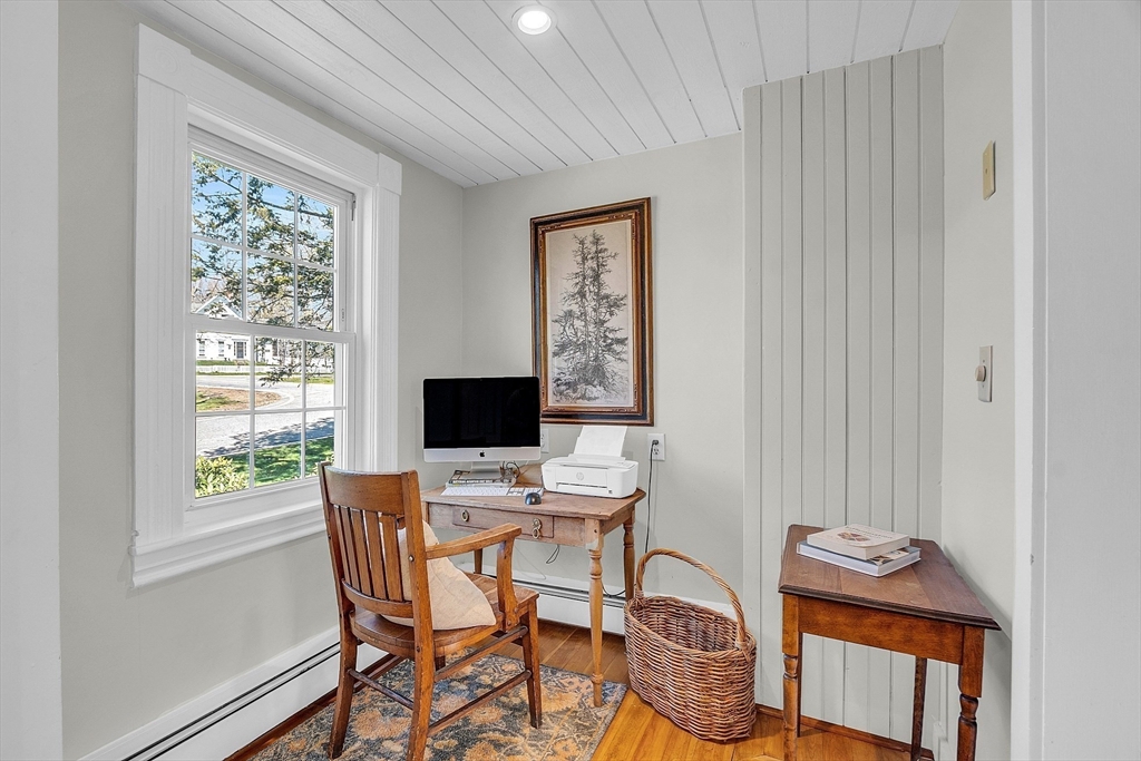 47 Center Bridge Road Lancaster, MA 01523 - Photo 23 of 42 a workspace with furniture and a window
