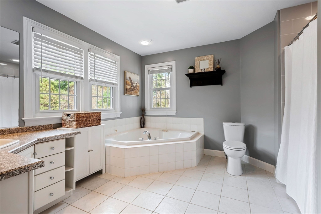 37 Meeting House Road Kingston, MA 02364 - Photo 23 of 40 Gallery Image 23
