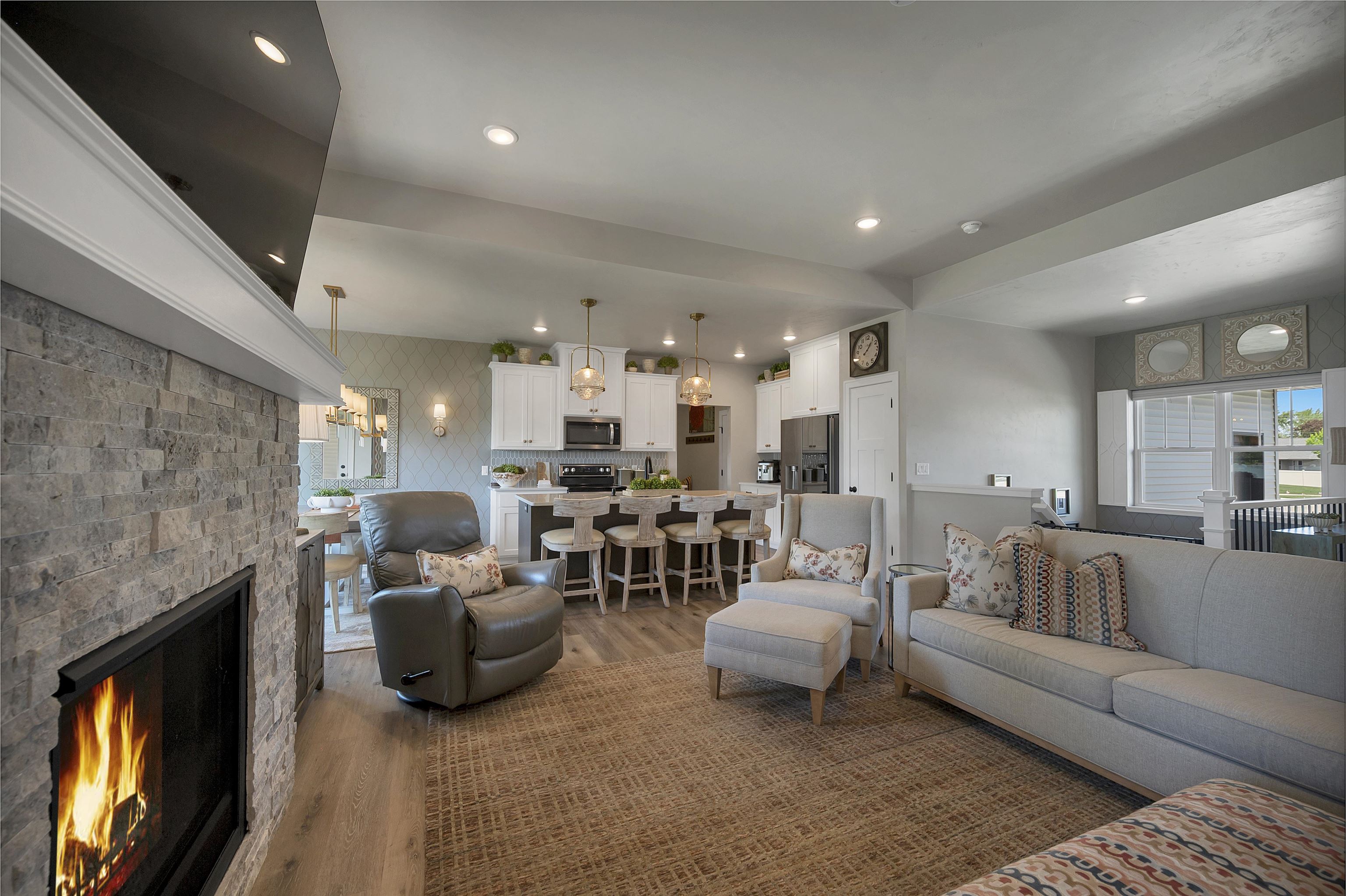 2217 Fox Point Court De Pere, WI 54115 - Photo 13 of 57