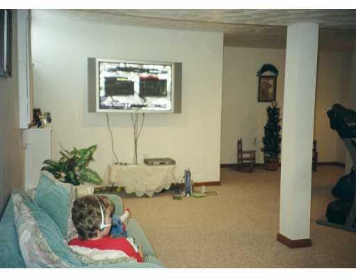 210 Lentz Road Latrobe, PA 15650 - Photo 4 of 5 Den/Family/Great Room.