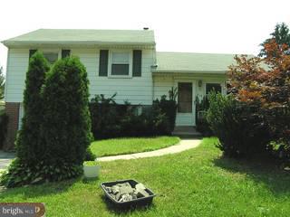319 Lawrence Road Broomall, PA 19008 - Photo 1 of 1