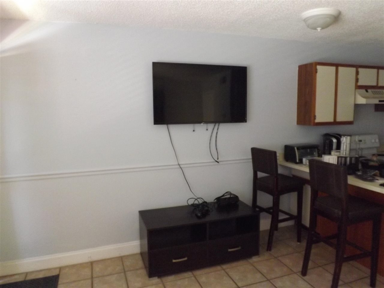 253 Hayden Road, Unit 108 Tallahassee, FL 32304 - Photo 3 of 10