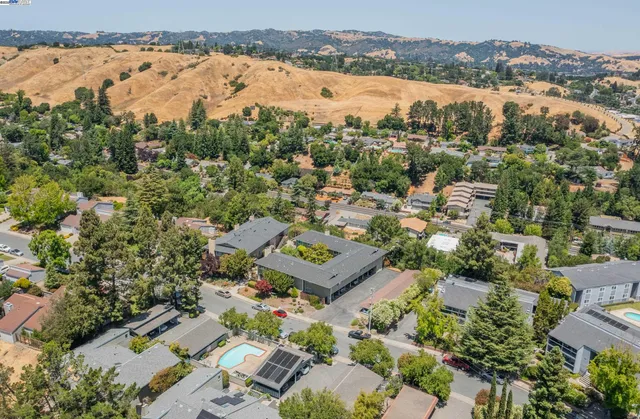 $649,900 | 1965 Ascot Drive, Unit 6, Moraga, CA 94556