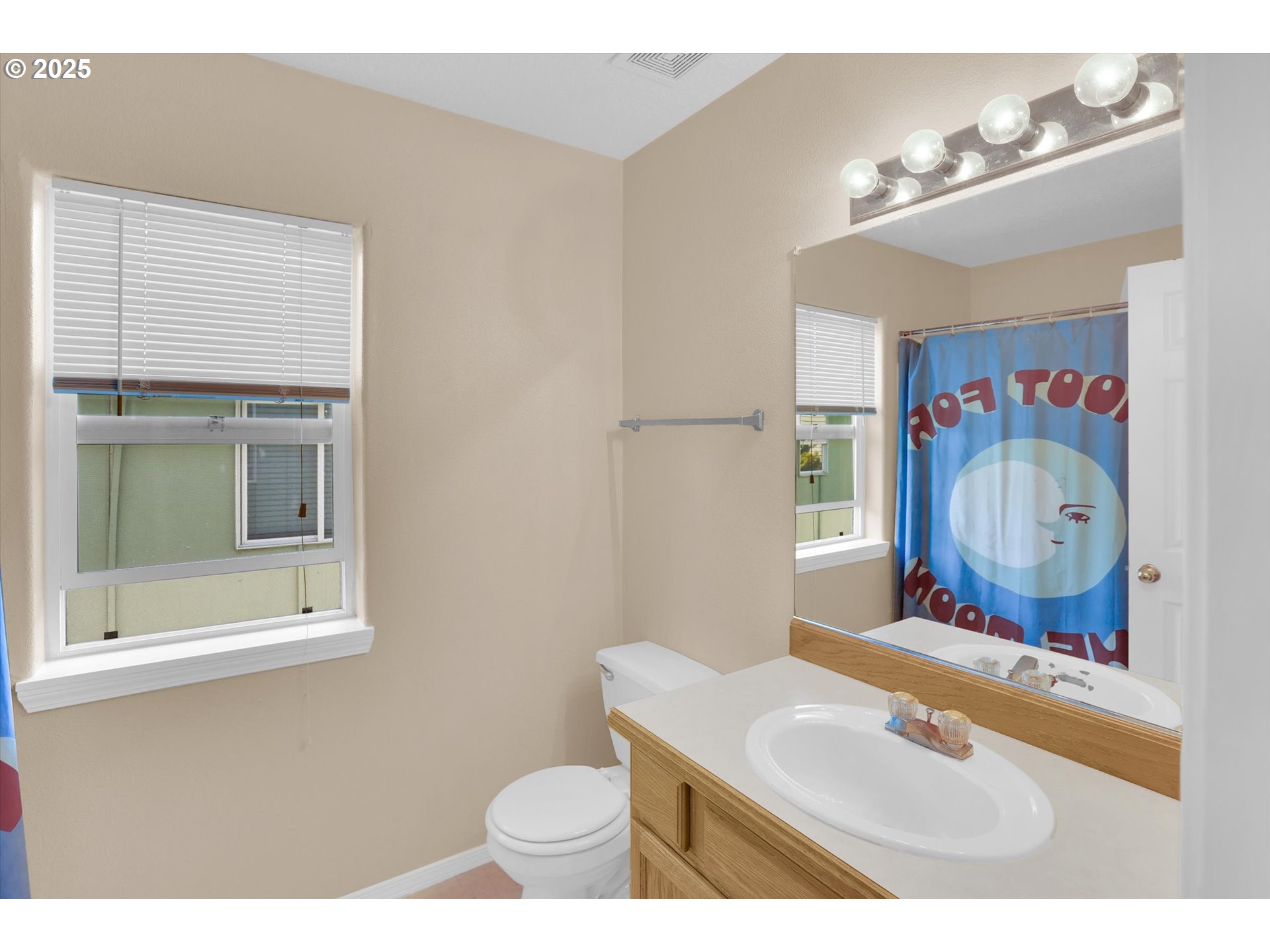 21525 Southwest Frammy Way Beaverton, OR 97003 - Photo 14 of 33