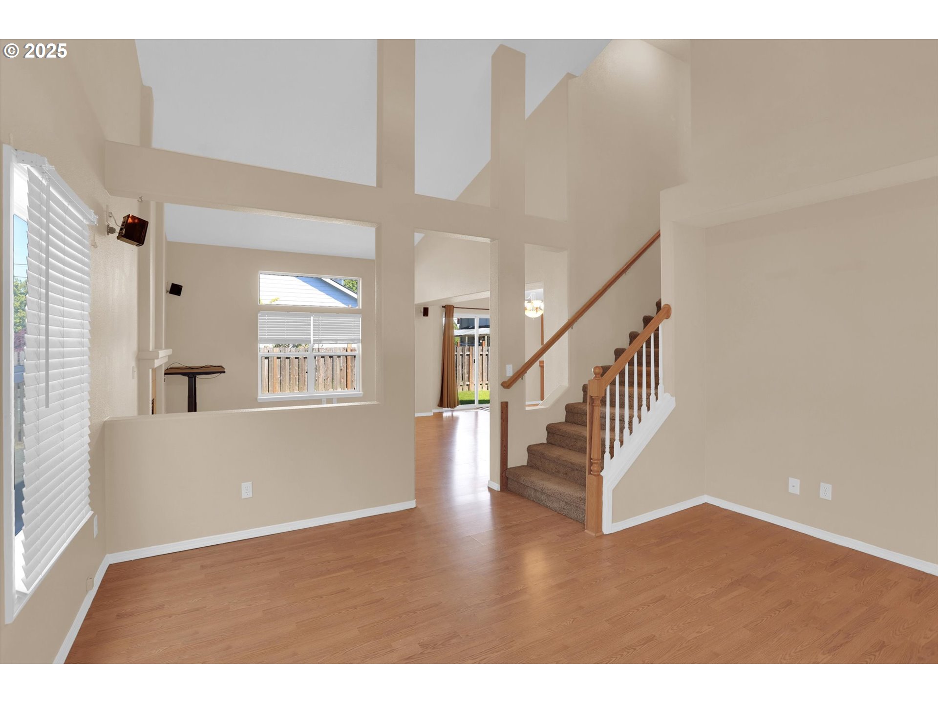 21525 Southwest Frammy Way Beaverton, OR 97003 - Photo 2 of 33 Entrance/Foyer